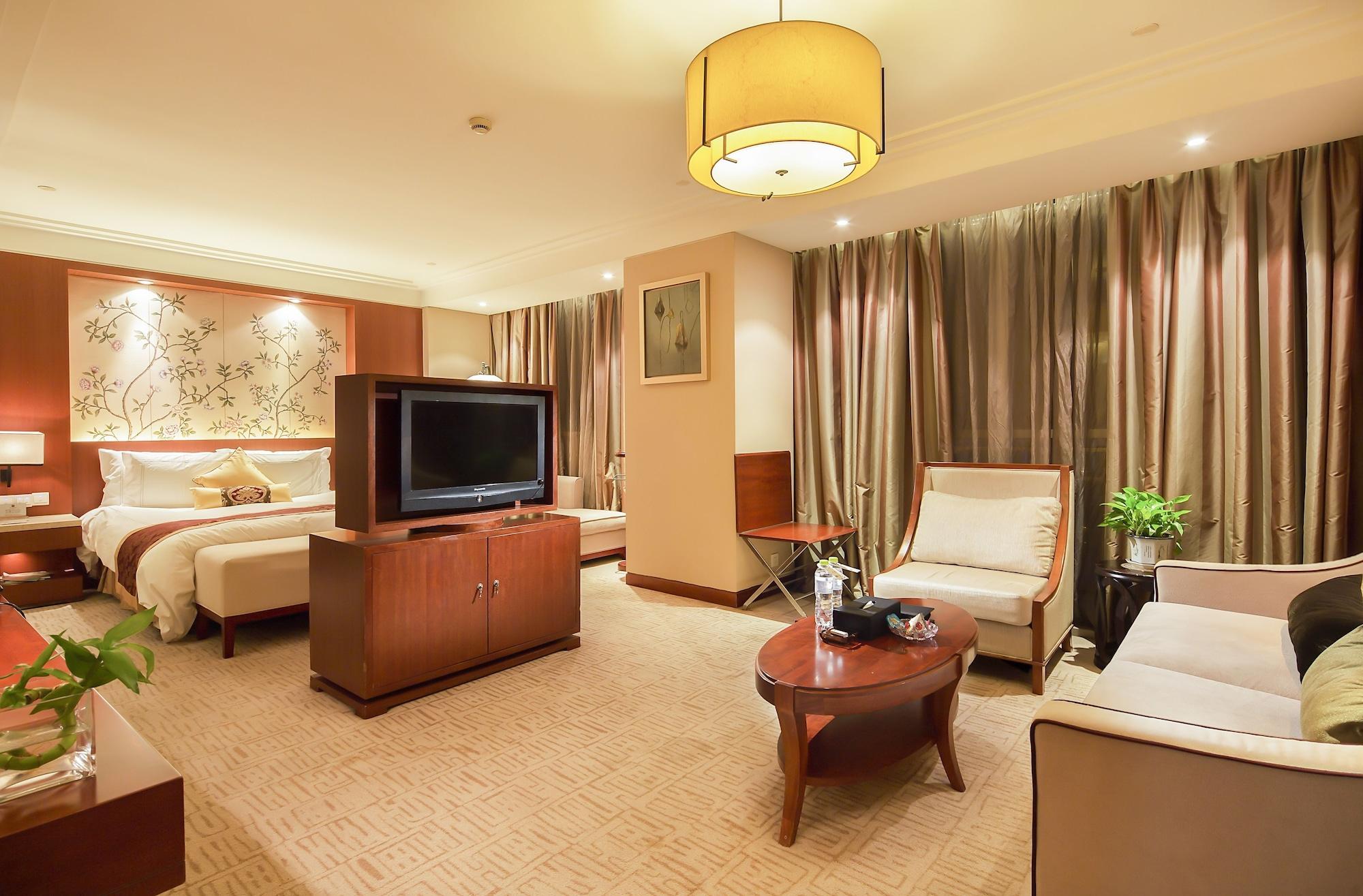 Landison Plaza International Hotel Zhenjiang  Eksteriør billede