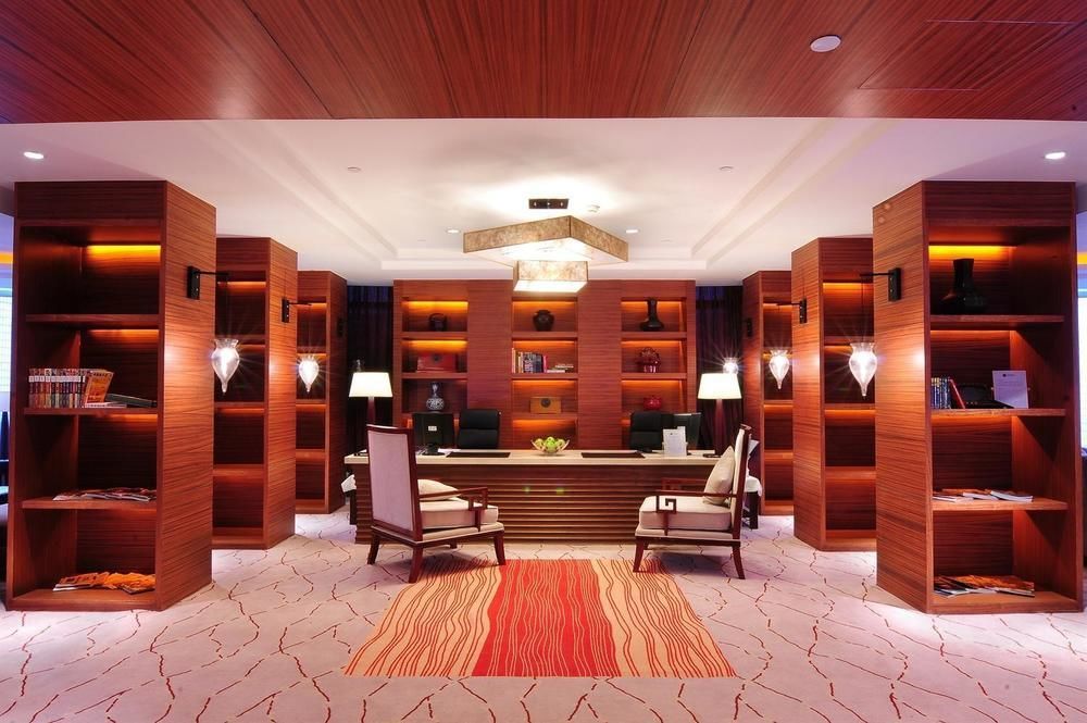Landison Plaza International Hotel Zhenjiang  Interiør billede