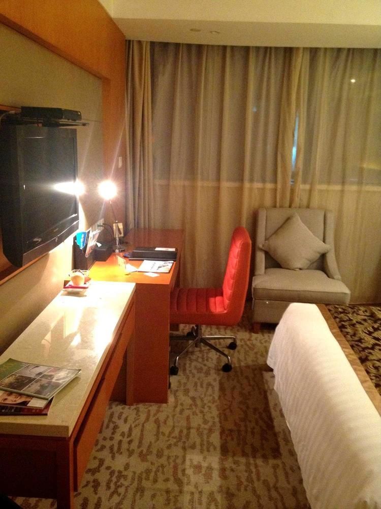 Landison Plaza International Hotel Zhenjiang  Eksteriør billede