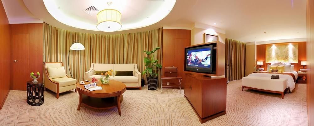 Landison Plaza International Hotel Zhenjiang  Eksteriør billede