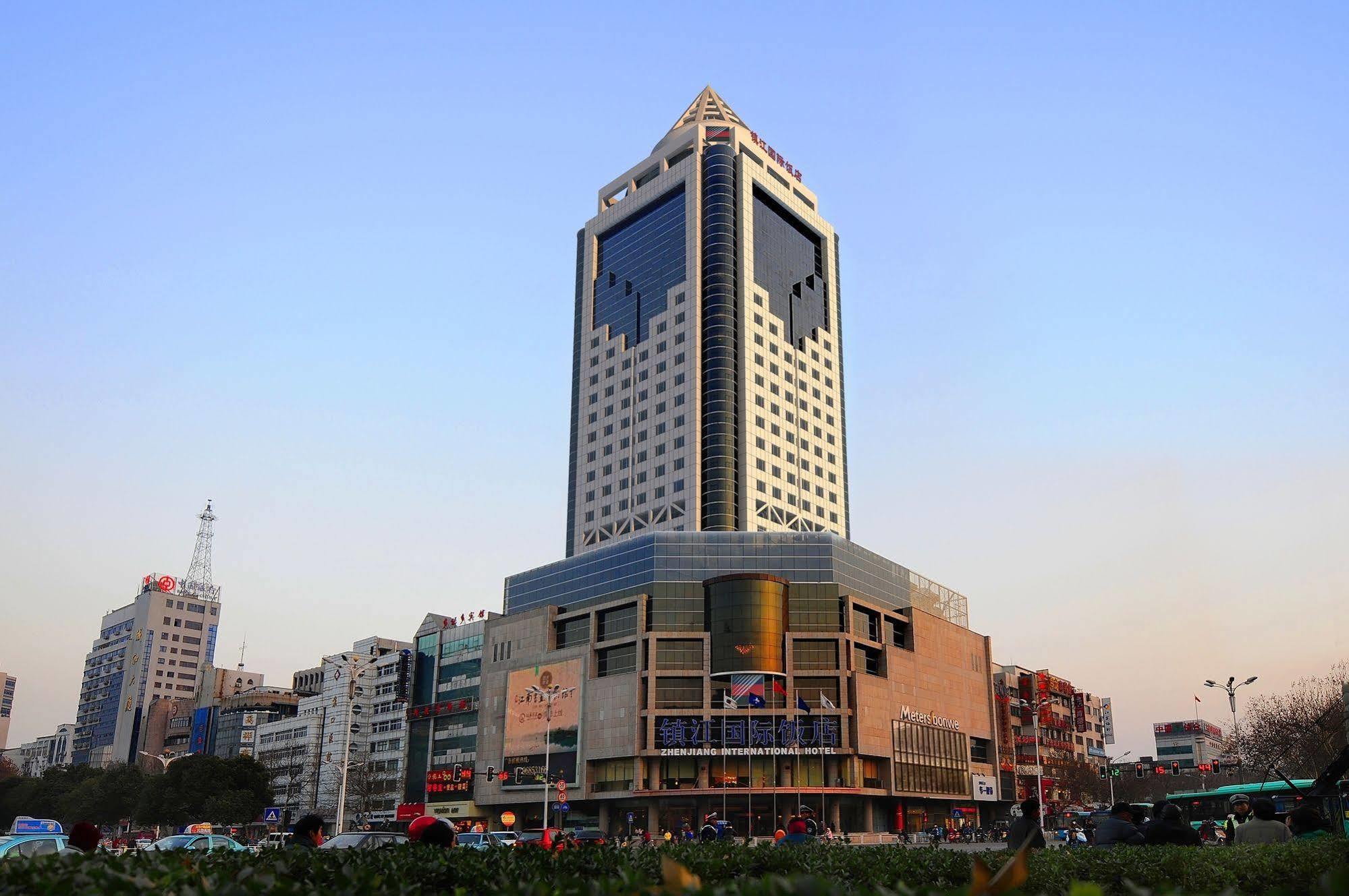 Landison Plaza International Hotel Zhenjiang  Eksteriør billede