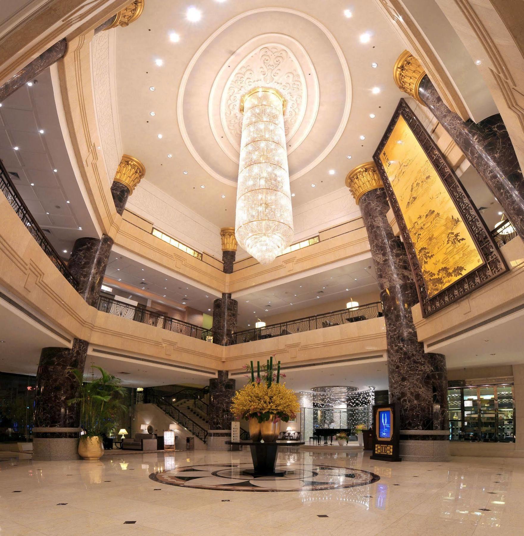Landison Plaza International Hotel Zhenjiang  Eksteriør billede