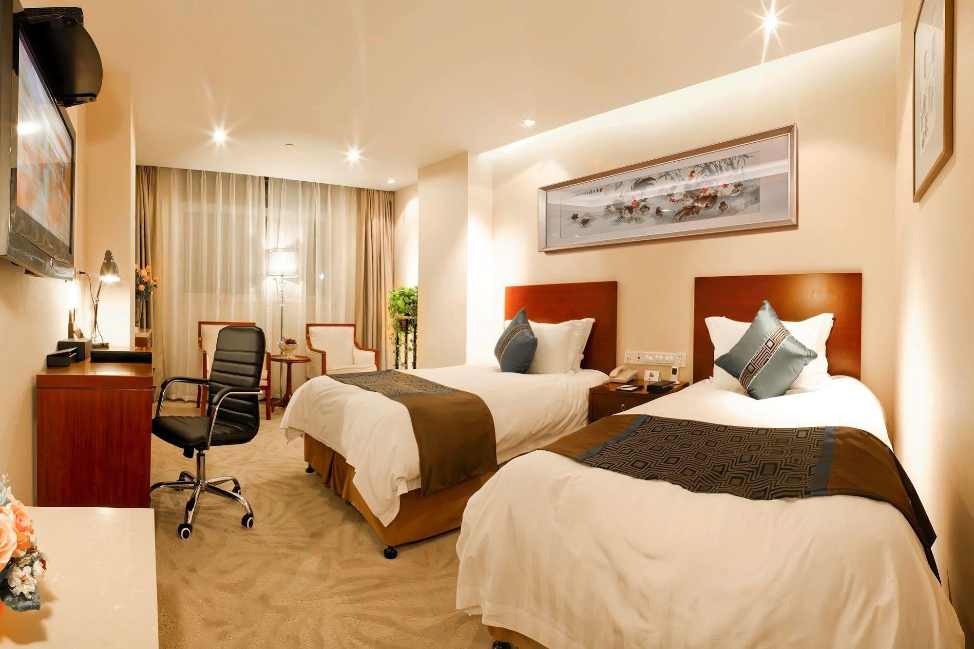 Landison Plaza International Hotel Zhenjiang  Eksteriør billede
